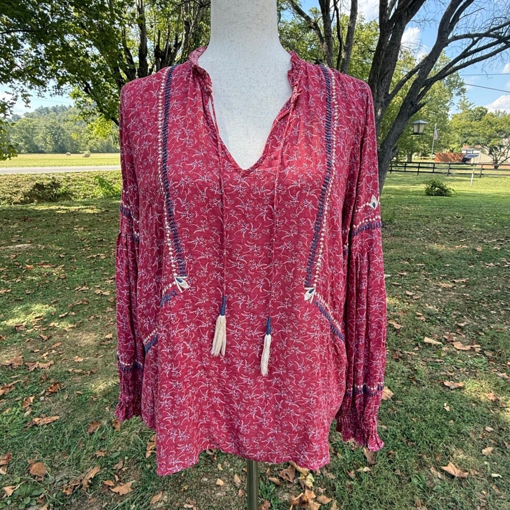 Dolan Left Coast Anthropologie Red Floral Embroidered Tassel Boho Blouse M Folk